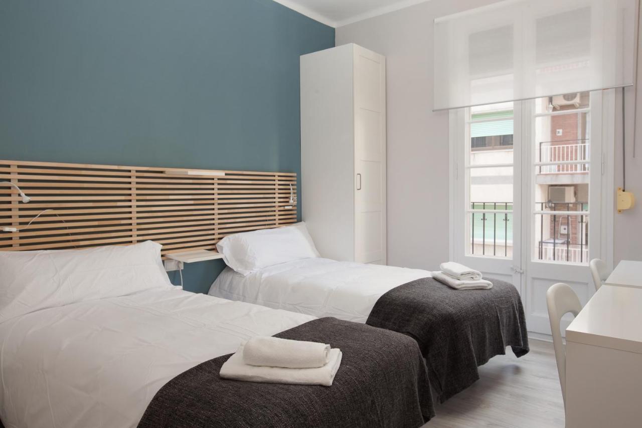 Enjoy Apartments Vp Camp Nou Барселона Екстериор снимка