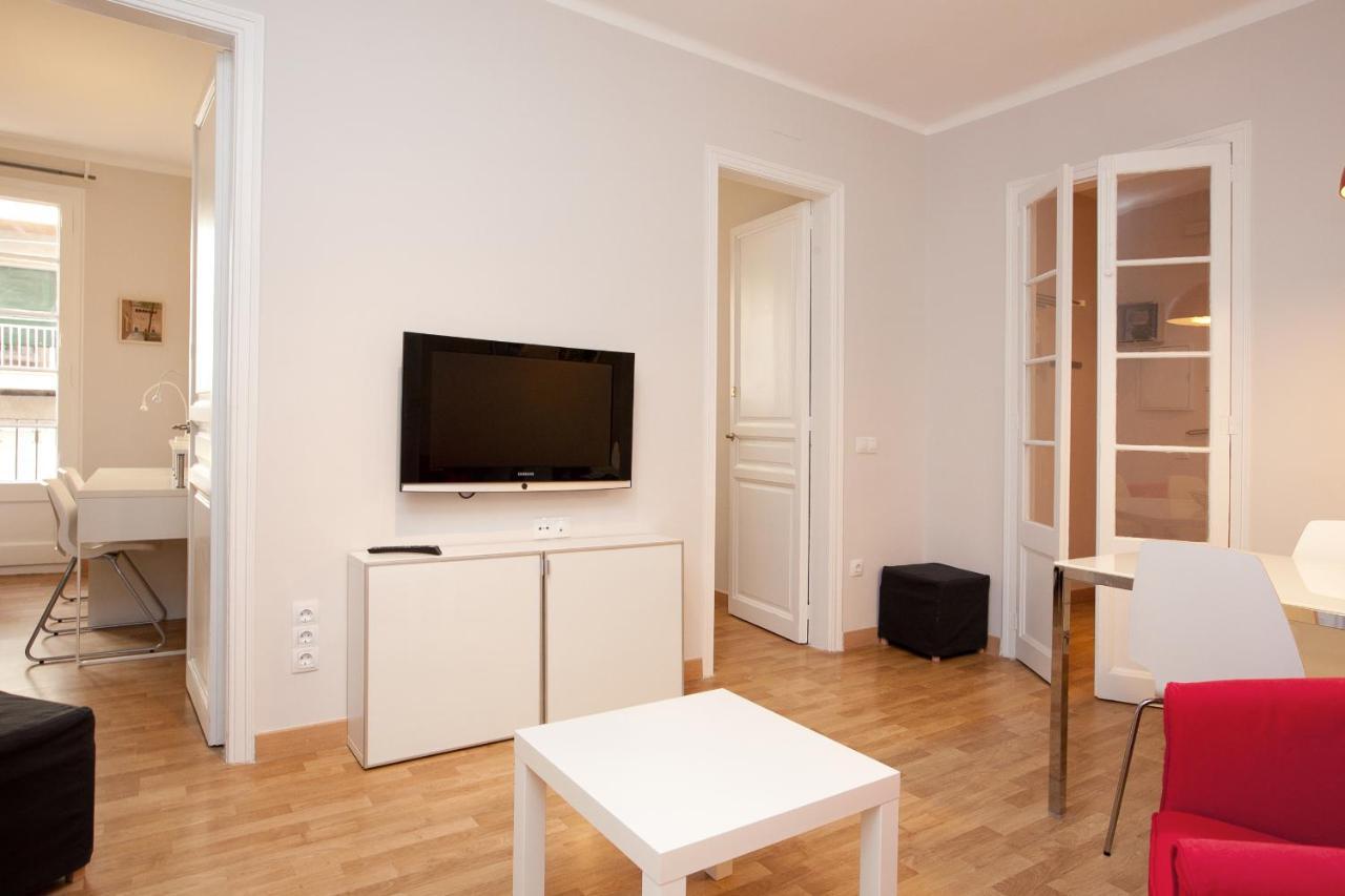 Enjoy Apartments Vp Camp Nou Барселона Екстериор снимка
