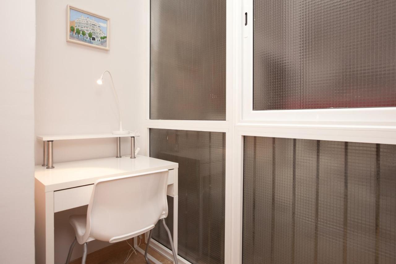 Enjoy Apartments Vp Camp Nou Барселона Екстериор снимка