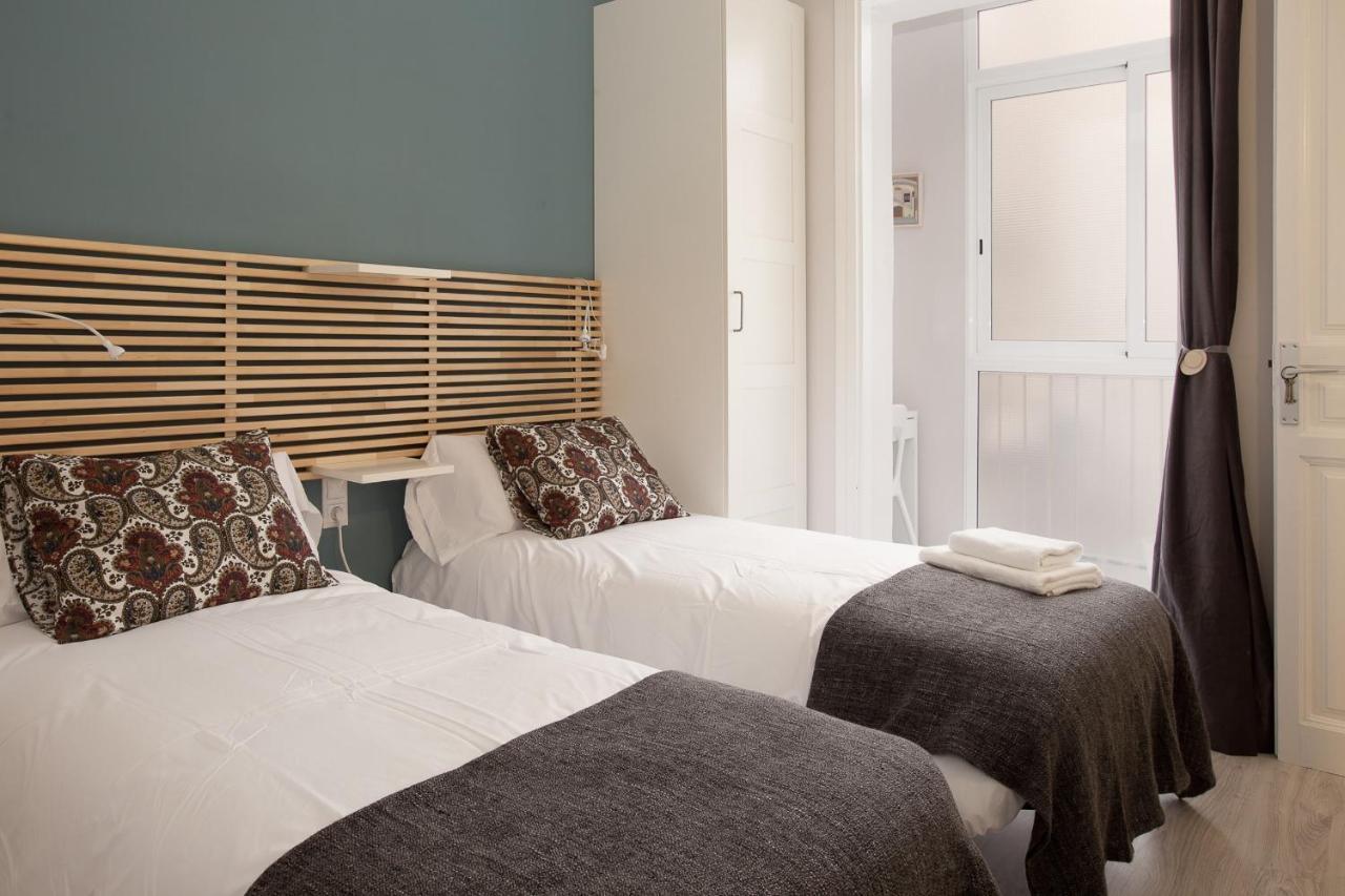 Enjoy Apartments Vp Camp Nou Барселона Екстериор снимка