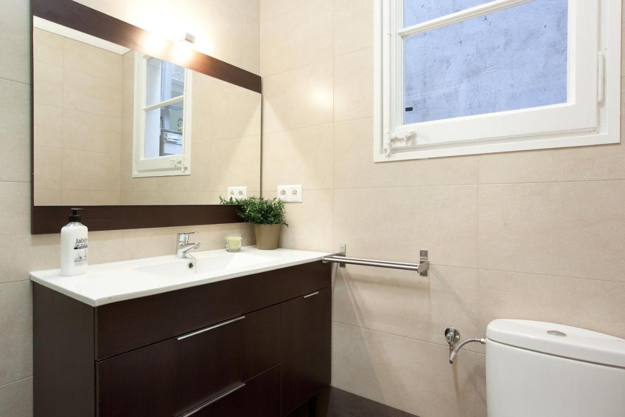 Enjoy Apartments Vp Camp Nou Барселона Екстериор снимка